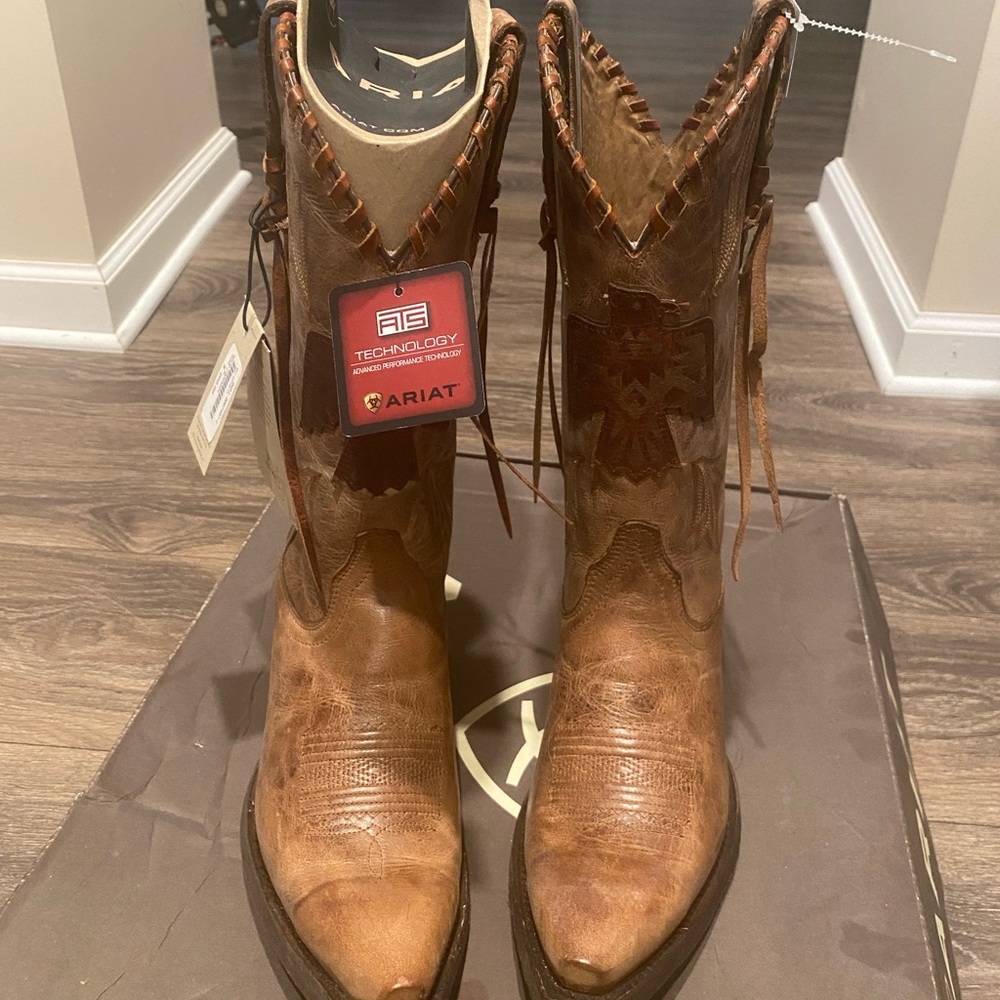 Brown leather ariat western boots